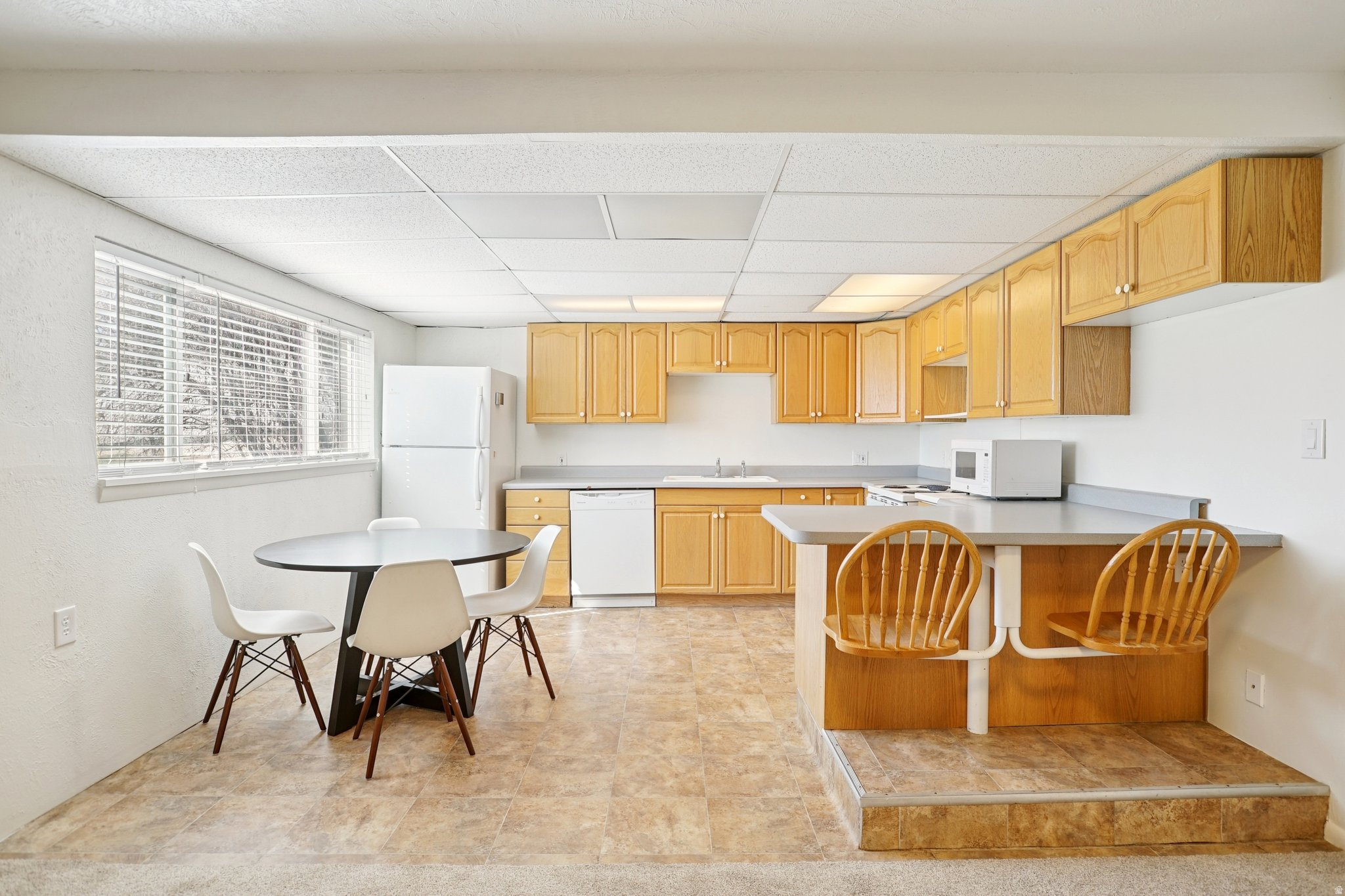 DILLON ACRES - Residential