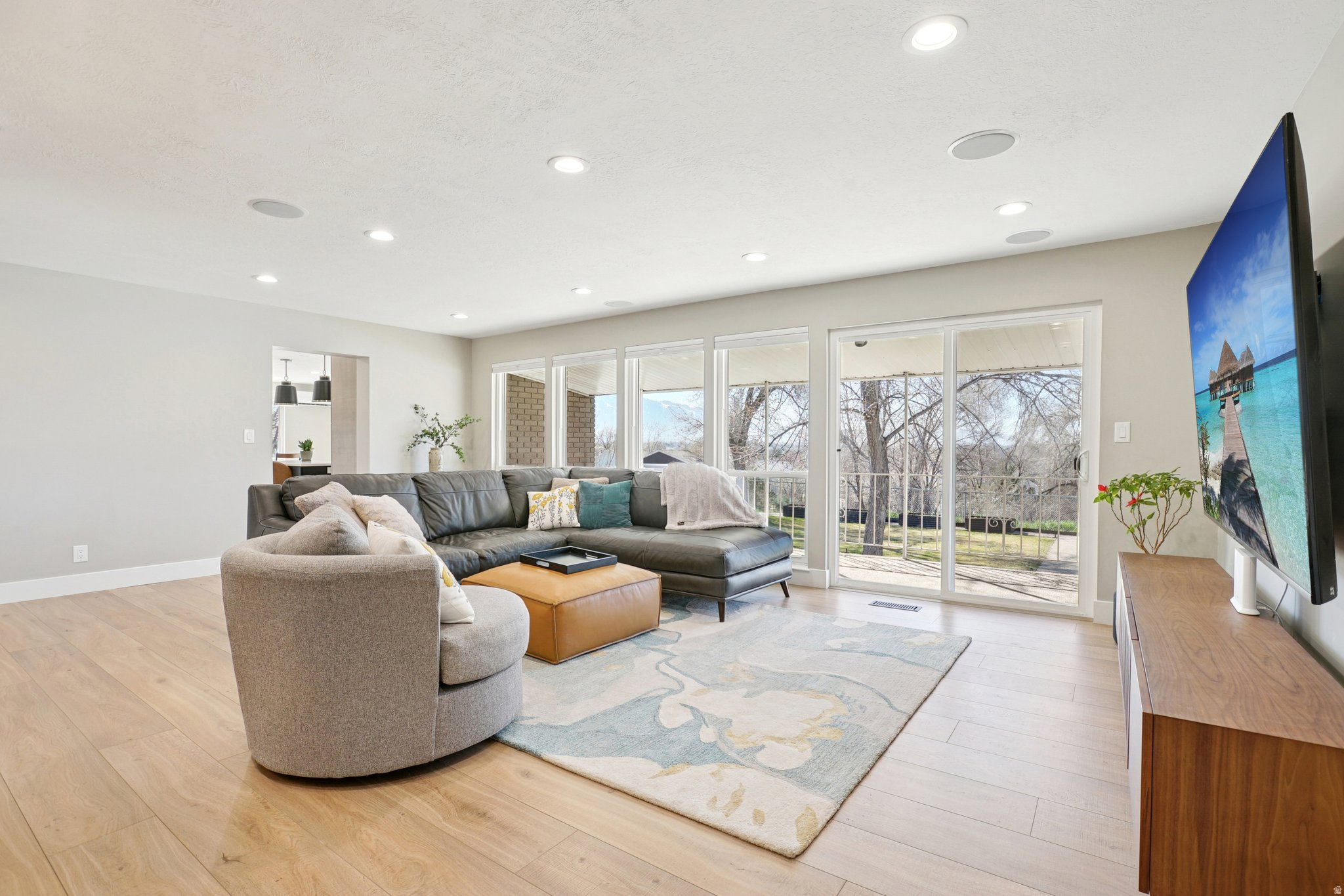 DILLON ACRES - Residential