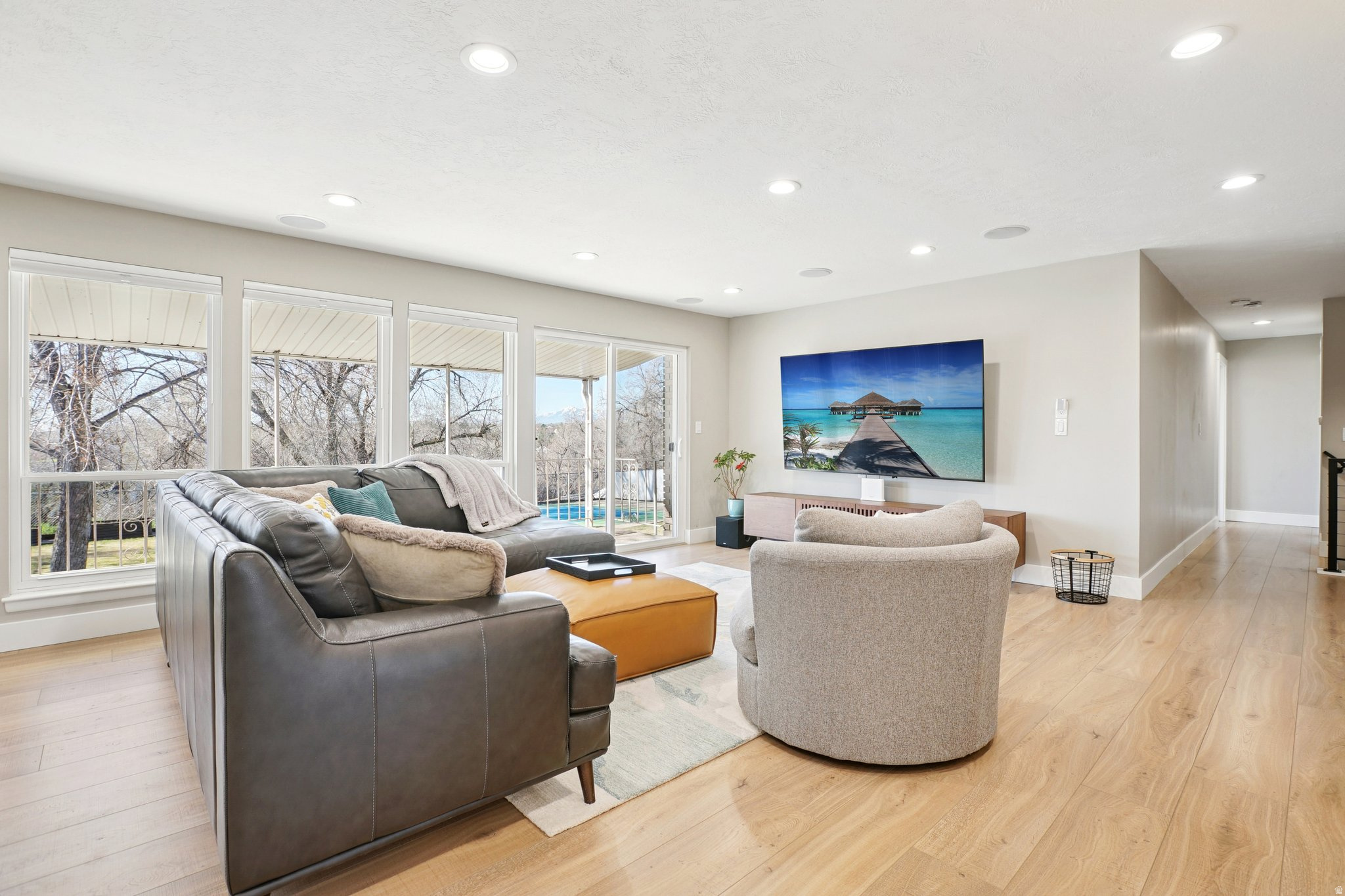 DILLON ACRES - Residential