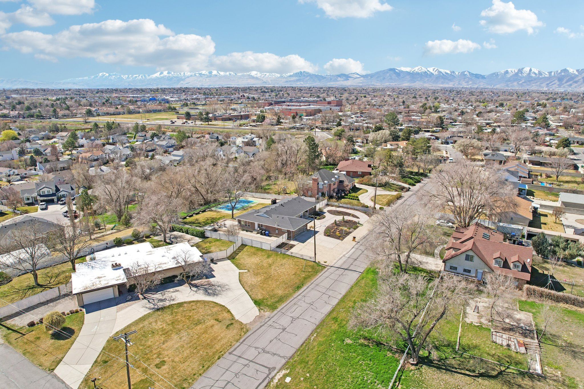 DILLON ACRES - Residential