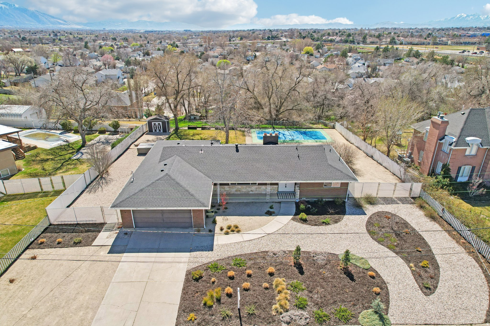 DILLON ACRES - Residential