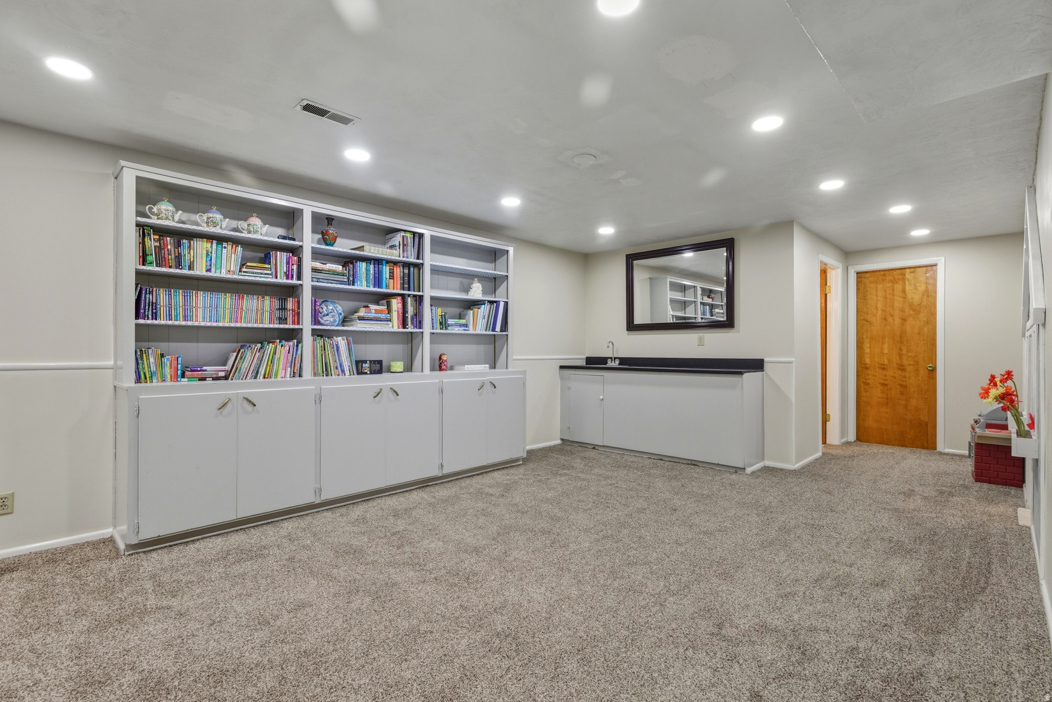 FOREST GREEN - Residential