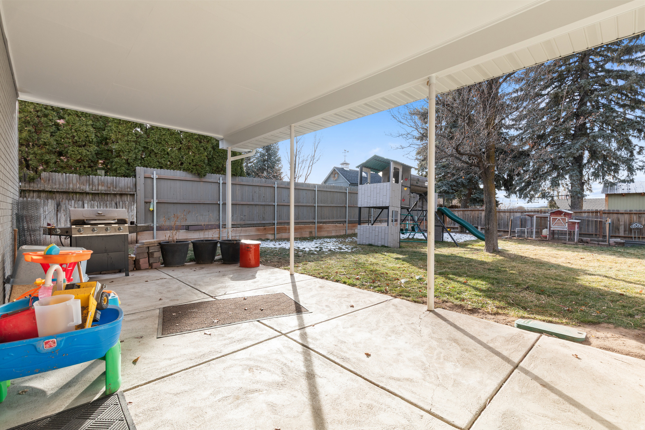 FOREST GREEN - Residential