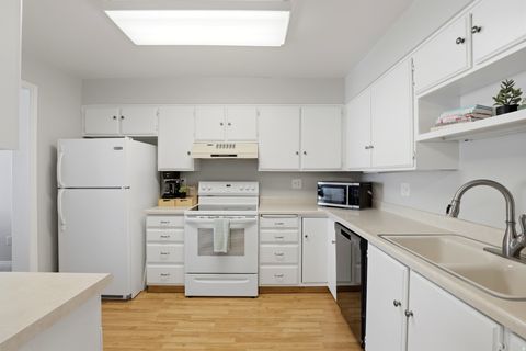 Tiny photo for 2760 S HIGHLAND DR #APT 4, Salt Lake City, UT 84106 (MLS # 2153370)