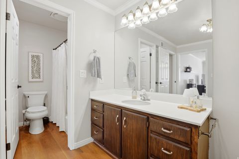 Tiny photo for 2760 S HIGHLAND DR #APT 4, Salt Lake City, UT 84106 (MLS # 2153370)