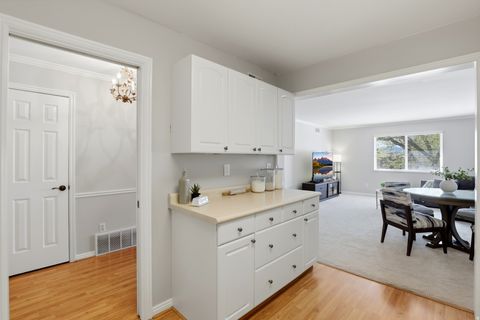 Tiny photo for 2760 S HIGHLAND DR #APT 4, Salt Lake City, UT 84106 (MLS # 2153370)