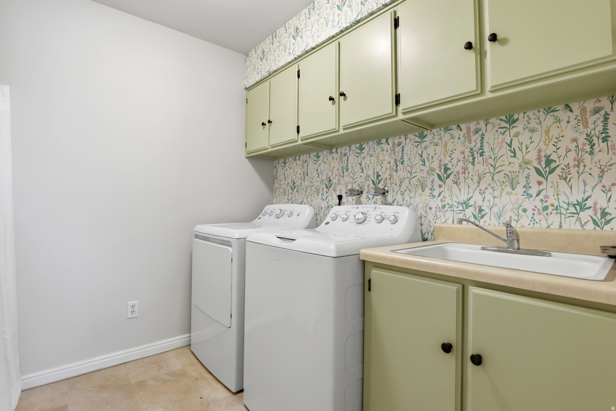 GRAYSTONE ARMS - Residential