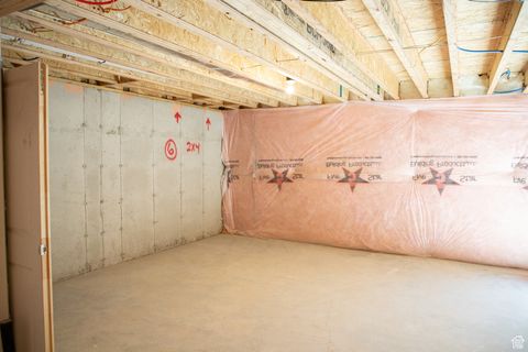 Tiny photo for 654 N 500 E LOT #113 E, Salem, UT 84653 (MLS # 2098361)