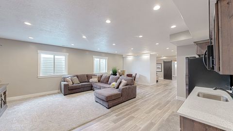 Tiny photo for 435 E 100 N, Mona, UT 84645 (MLS # 2129956)