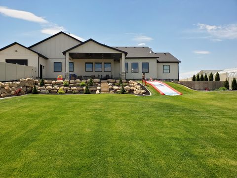 Tiny photo for 435 E 100 N, Mona, UT 84645 (MLS # 2129956)