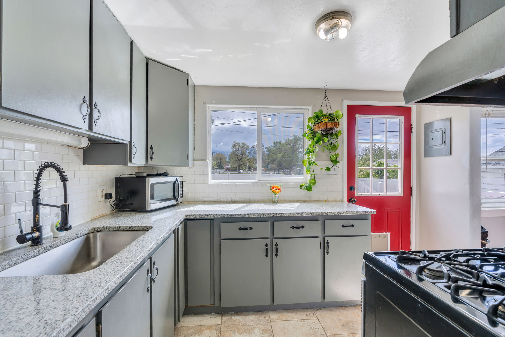COLUMBIA VILLAGE - Residential