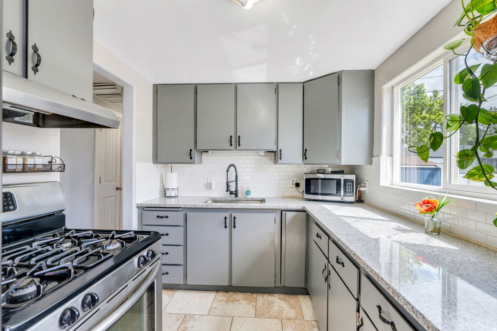 COLUMBIA VILLAGE - Residential