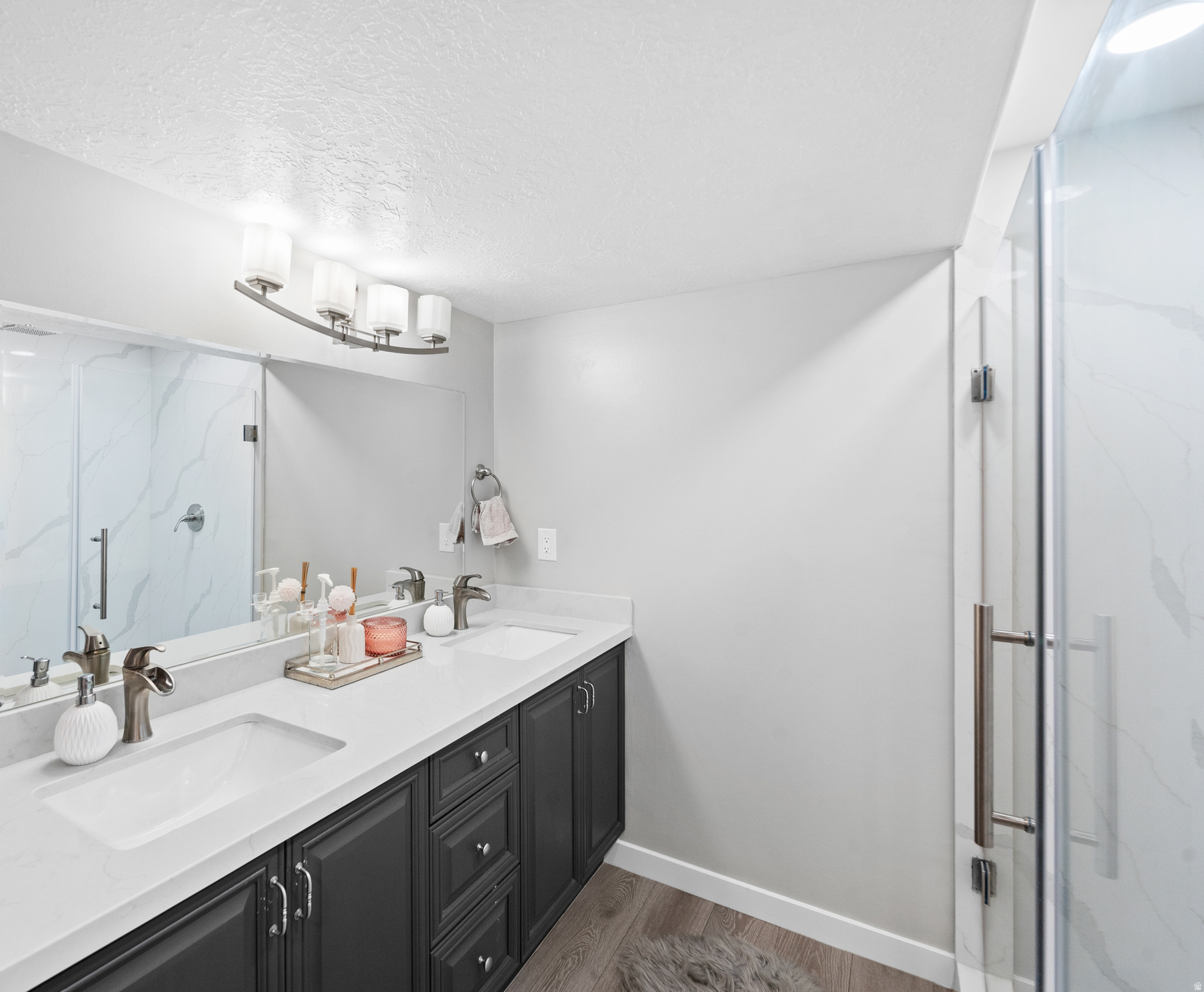 AMBLEWOOD SPRINGS - Residential