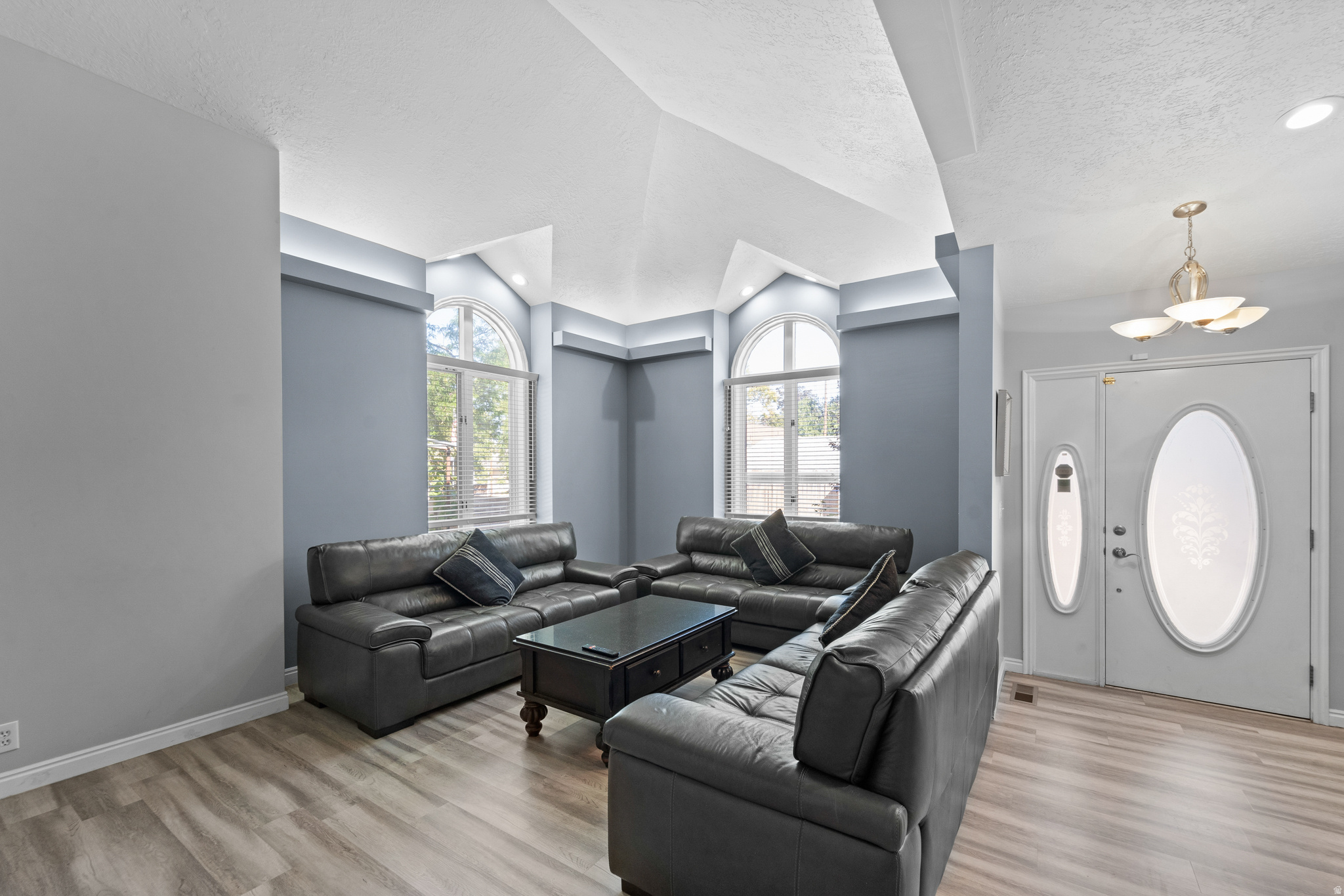 AMBLEWOOD SPRINGS - Residential