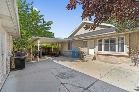 Tiny photo for 1522 E AMBLEWOOD LN, Millcreek, UT 84124 (MLS # 2147624)