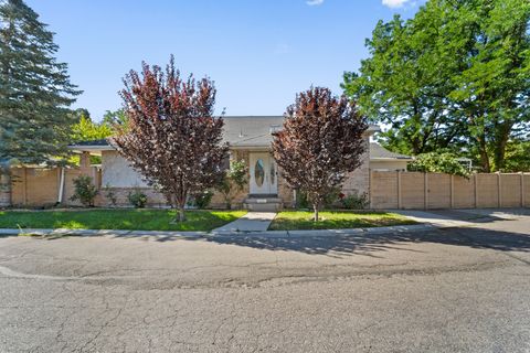 Tiny photo for 1522 E AMBLEWOOD LN, Millcreek, UT 84124 (MLS # 2147624)