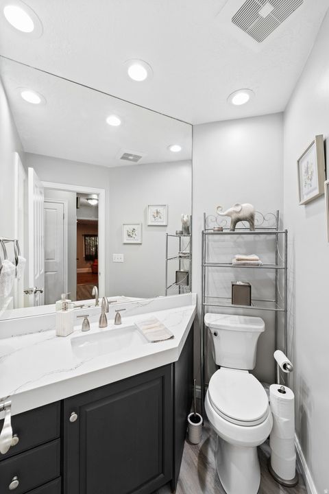 Tiny photo for 1522 E AMBLEWOOD LN, Millcreek, UT 84124 (MLS # 2147624)