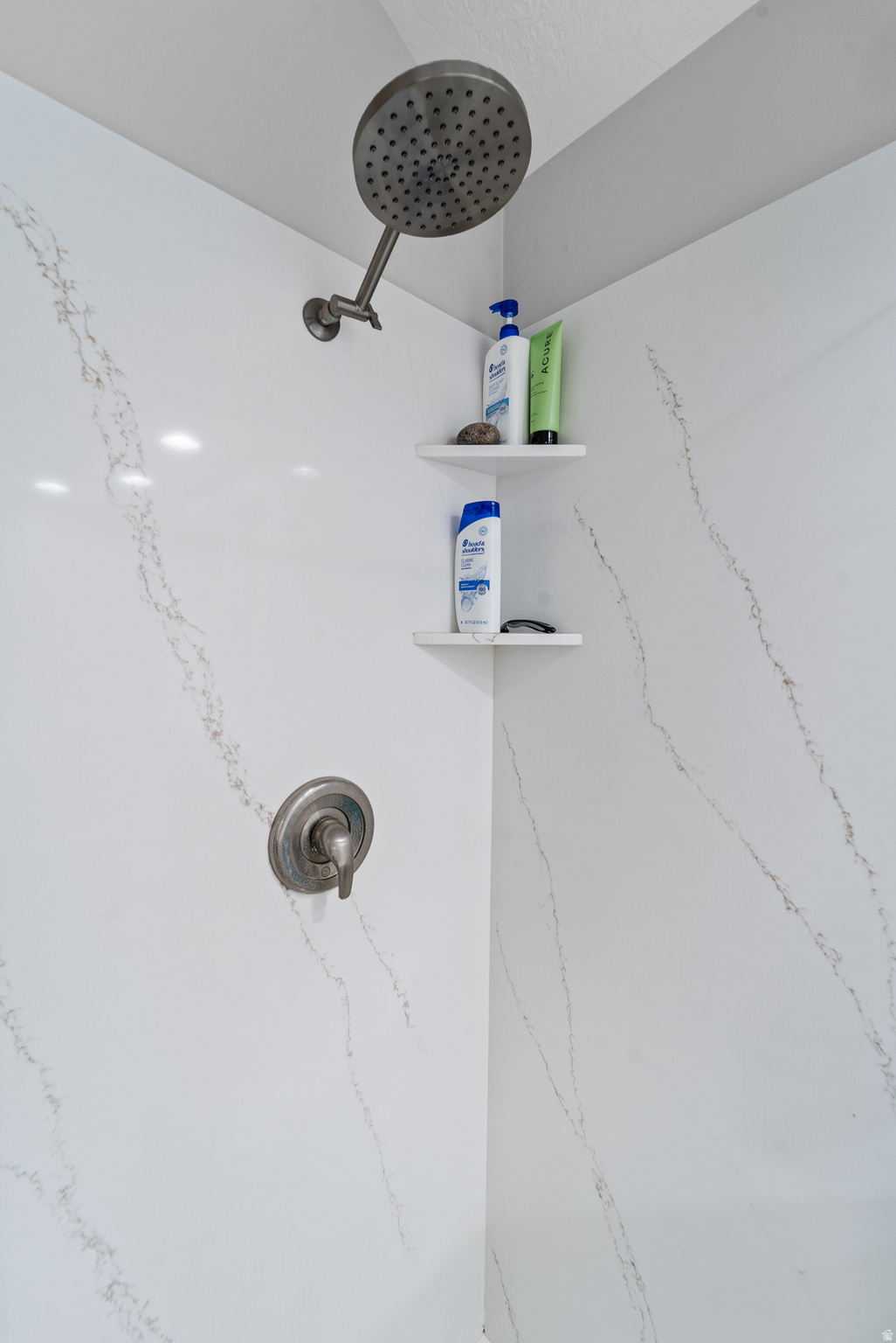 AMBLEWOOD SPRINGS - Residential