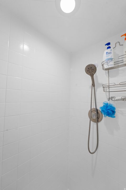 Tiny photo for 1522 E AMBLEWOOD LN, Millcreek, UT 84124 (MLS # 2147624)