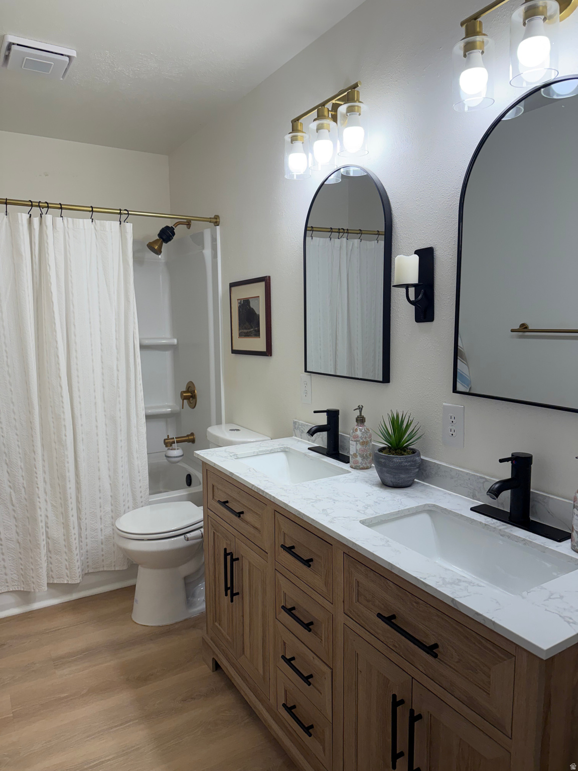 MOUNTAIN MEADOW - Residential