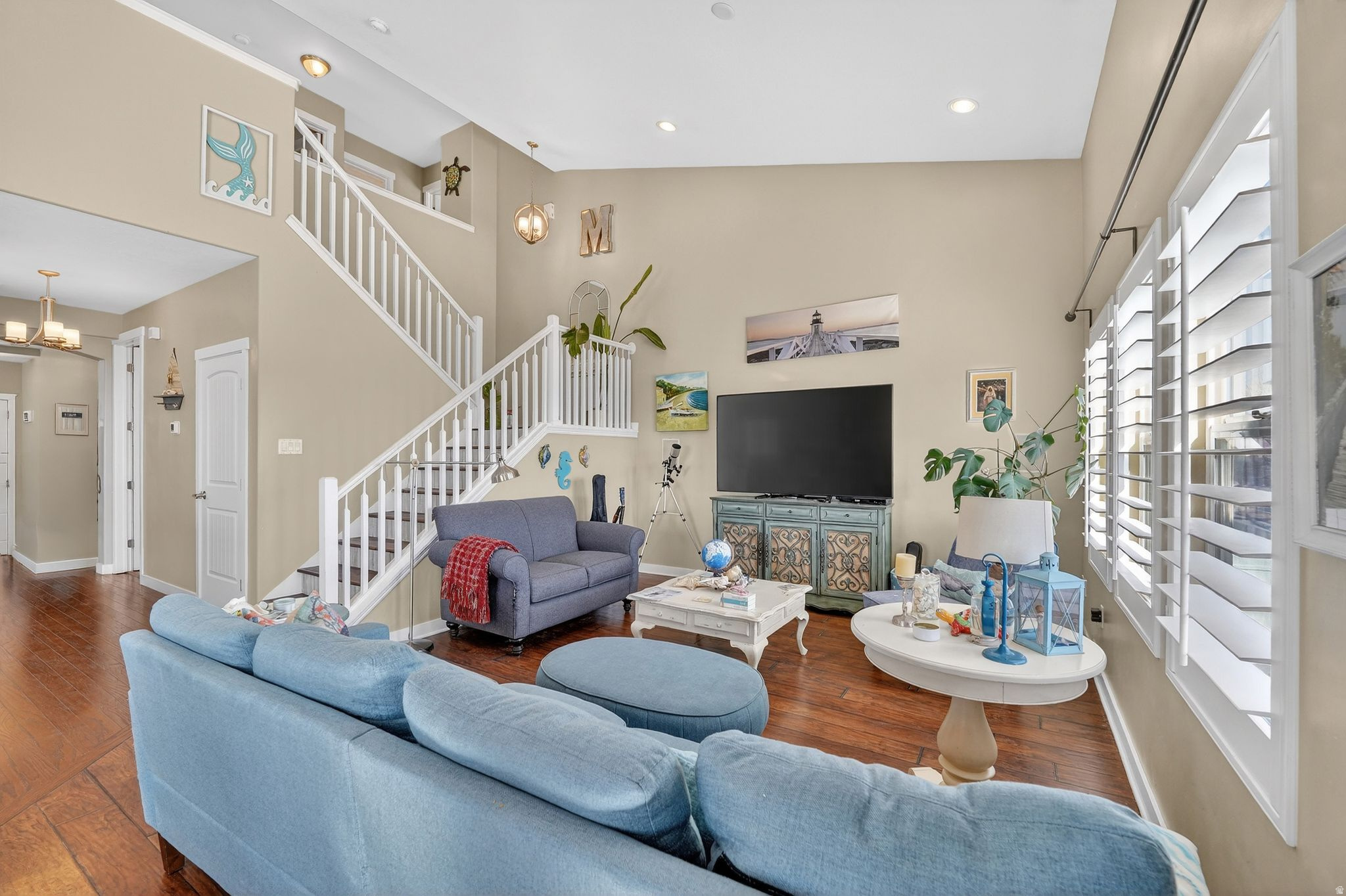 JORDAN HEIGHTS - Residential