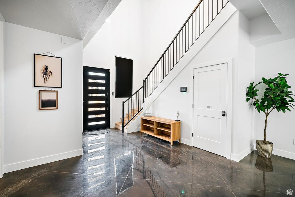 Photo of 1460 S WINDSOR PKWY #2, Hurricane, UT 84737 (MLS # 2118895)
