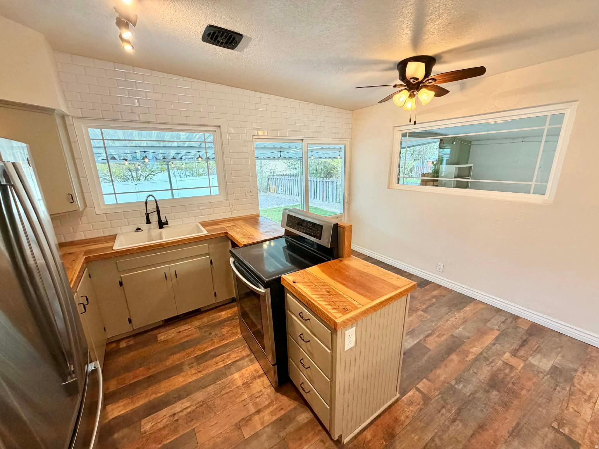 PORTER ADD - Residential