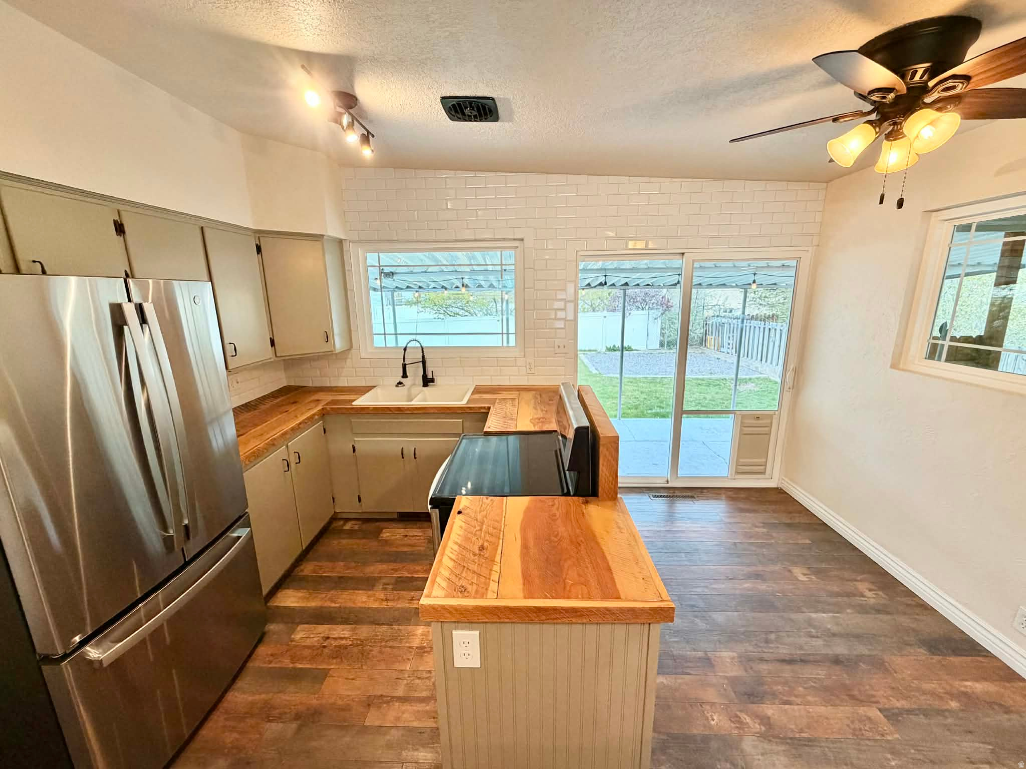 PORTER ADD - Residential