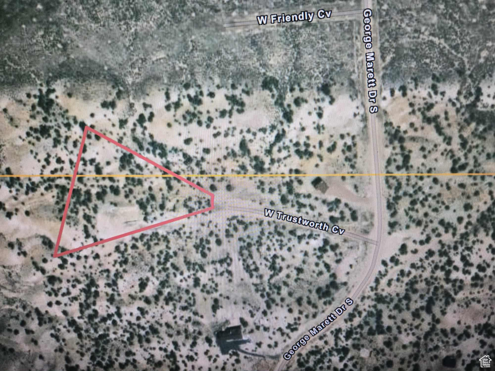Duchesne Mini Ranches! Just a few minutes southeast of town! Culinary water, power, and septic system available at buyer's expense. This is an affordable start to your cabin! Beautiful panoramic views of the mountains you will live in WITH water and power! Check it out any time!