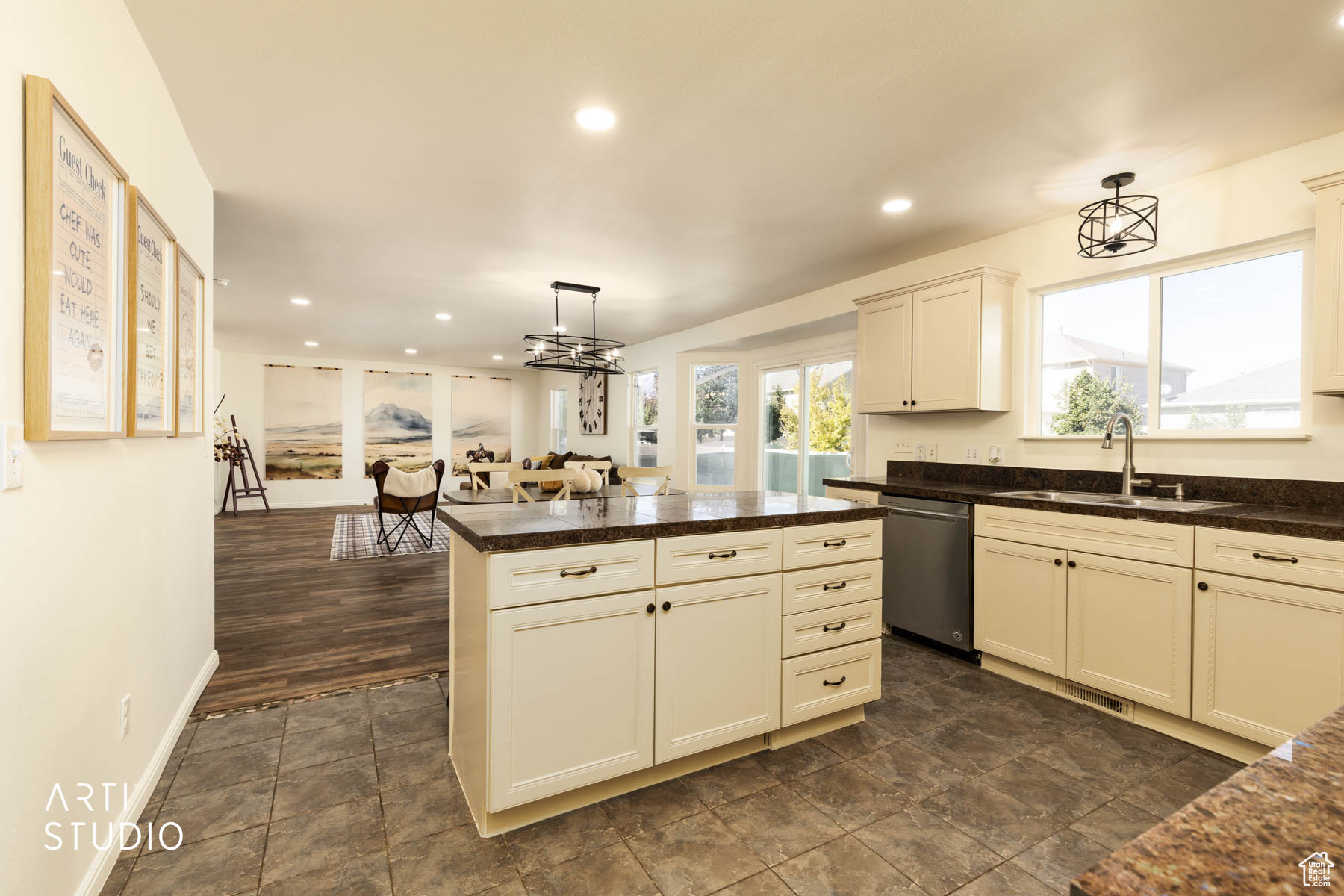PIONEER ADDITION PHA - Residential