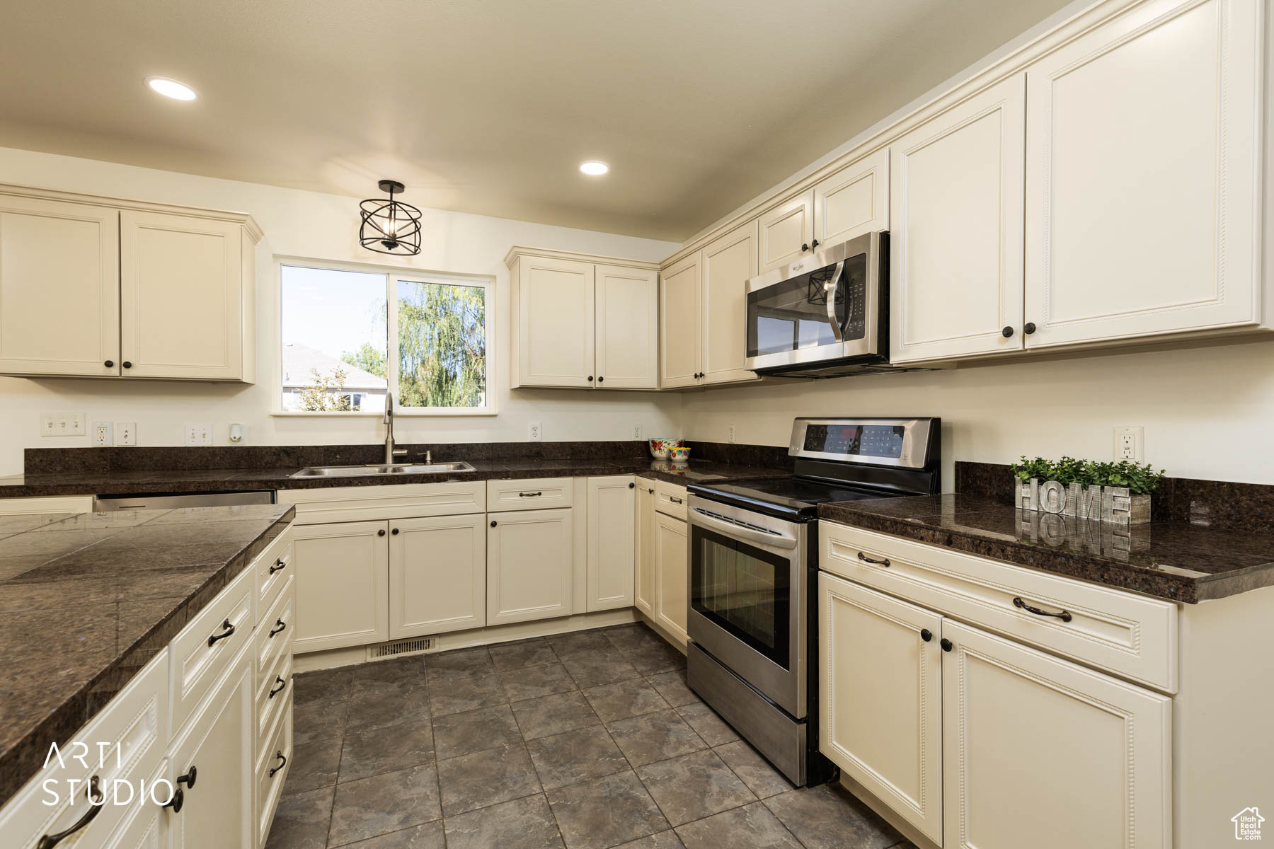 PIONEER ADDITION PHA - Residential