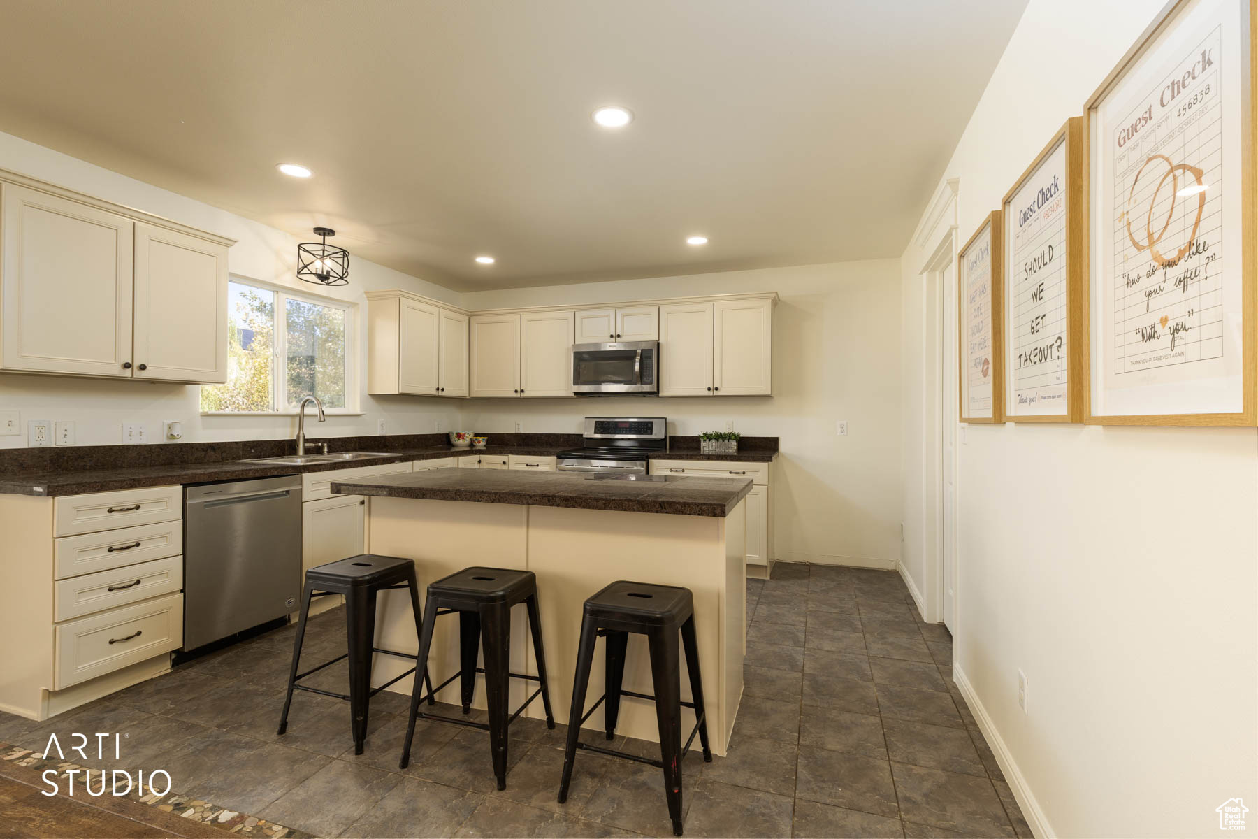 PIONEER ADDITION PHA - Residential