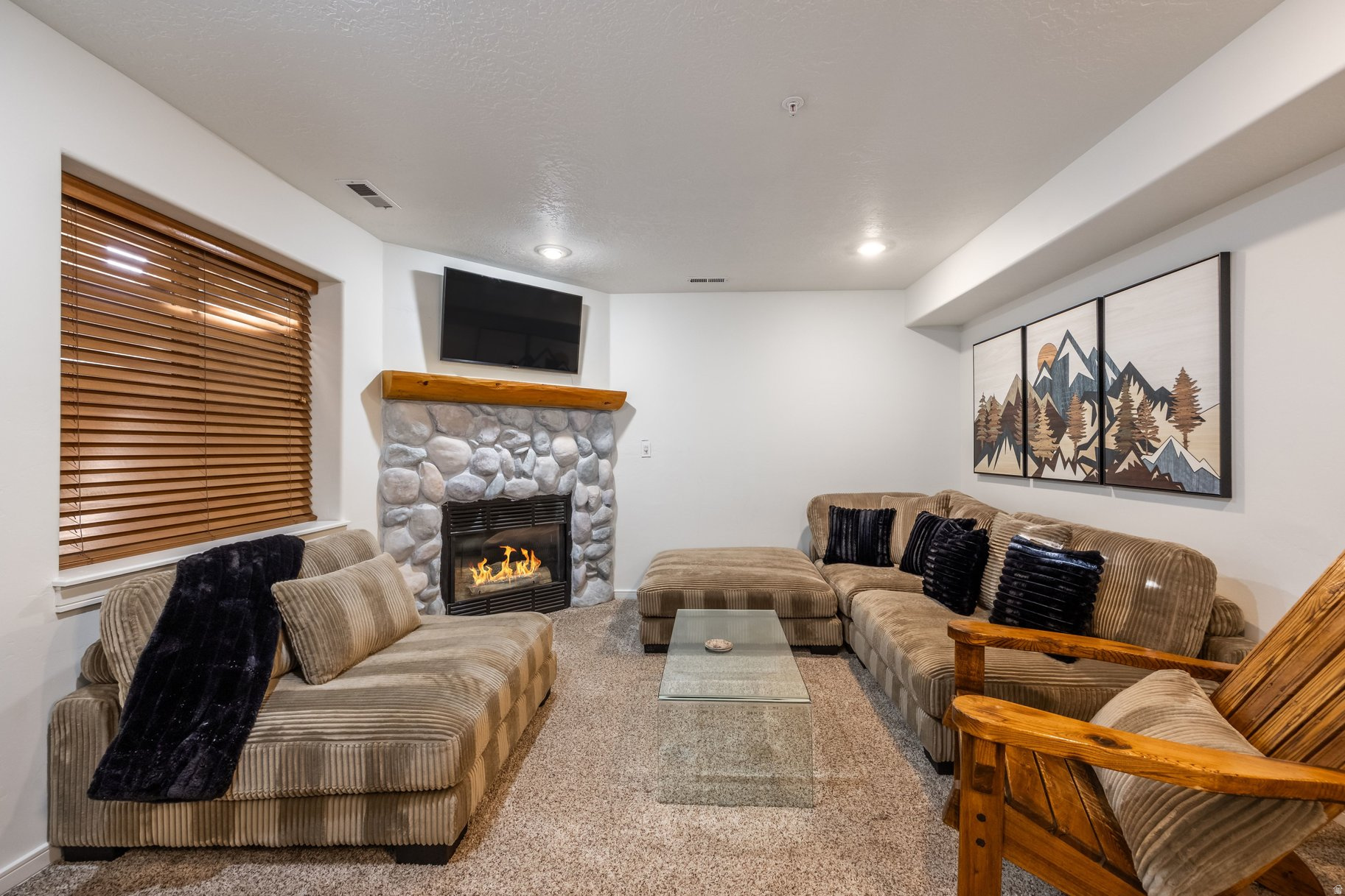 BEAR HOLLOW VILLAGE - Residential