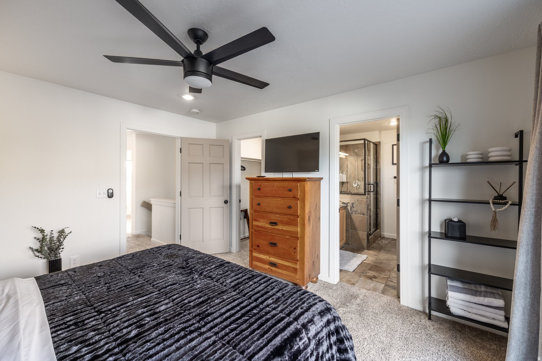 BEAR HOLLOW VILLAGE - Residential