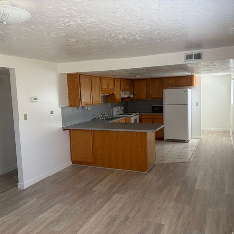 Tiny photo for 4372 S 700 W, Ogden, UT 84405 (MLS # 2155335)