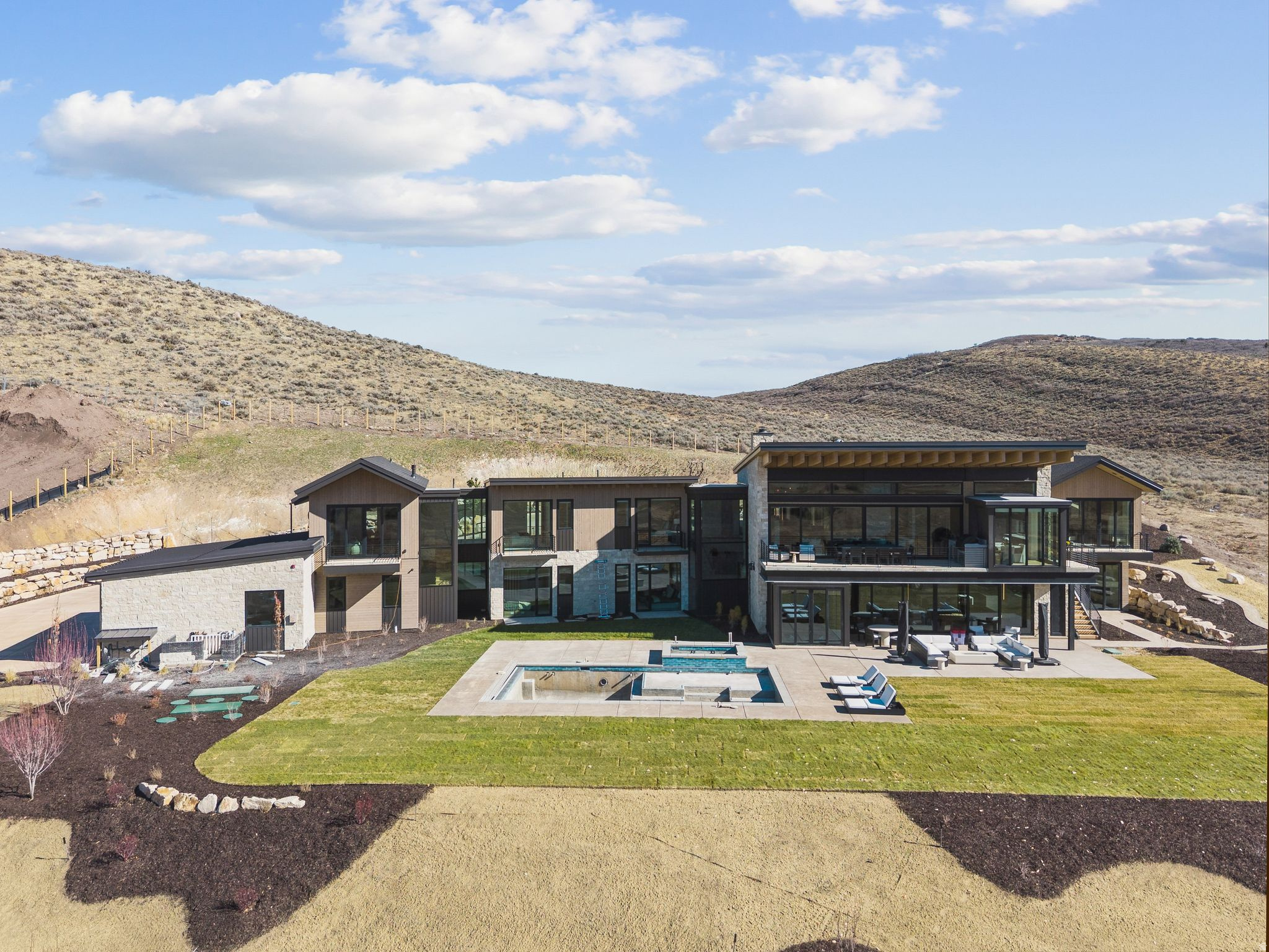 Park City, Utah 84098, United States, 7 Bedrooms Bedrooms, ,8 BathroomsBathrooms,Residential,Active,17196