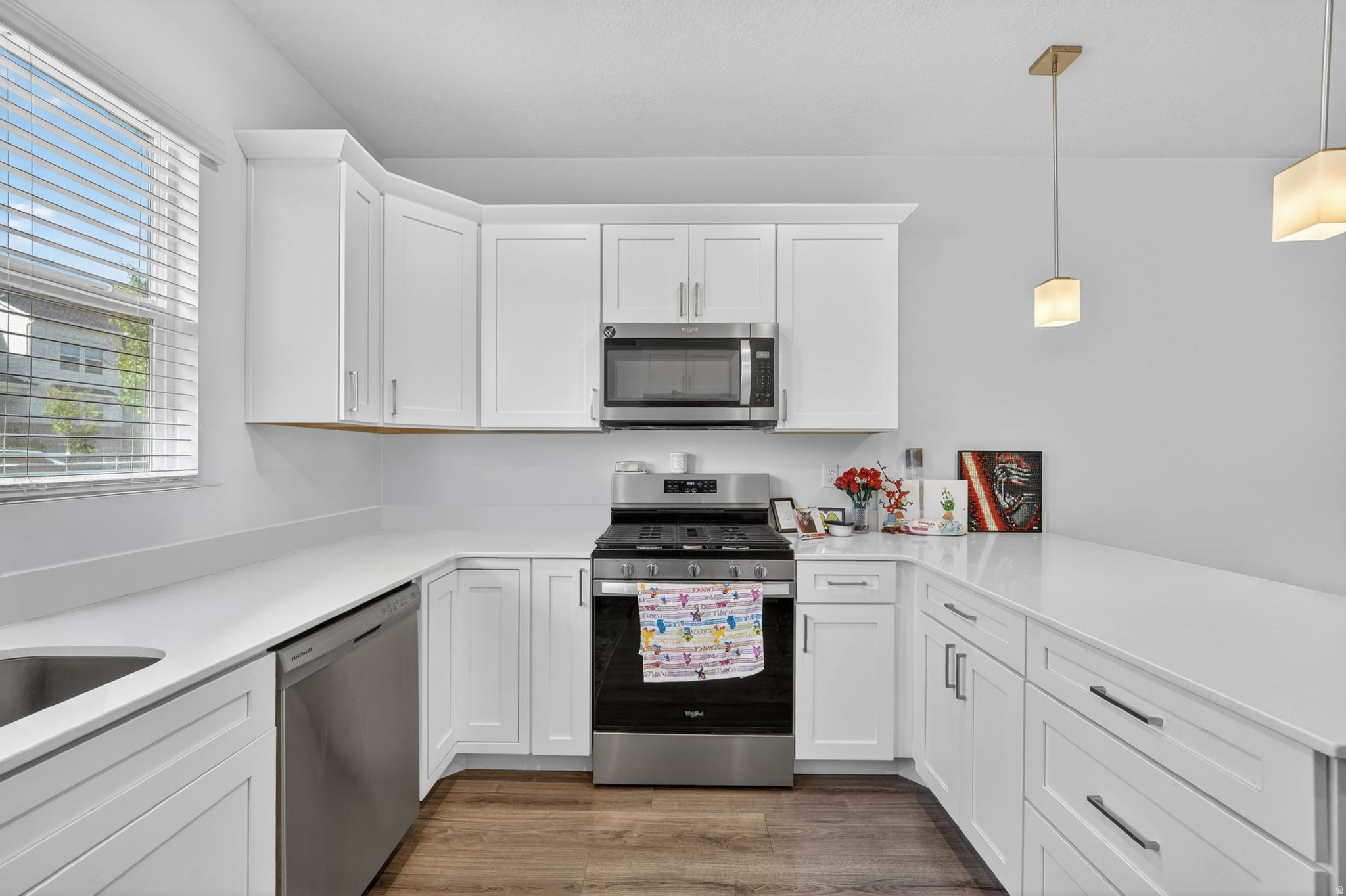 MOUNTAIN RIDGE - Residential