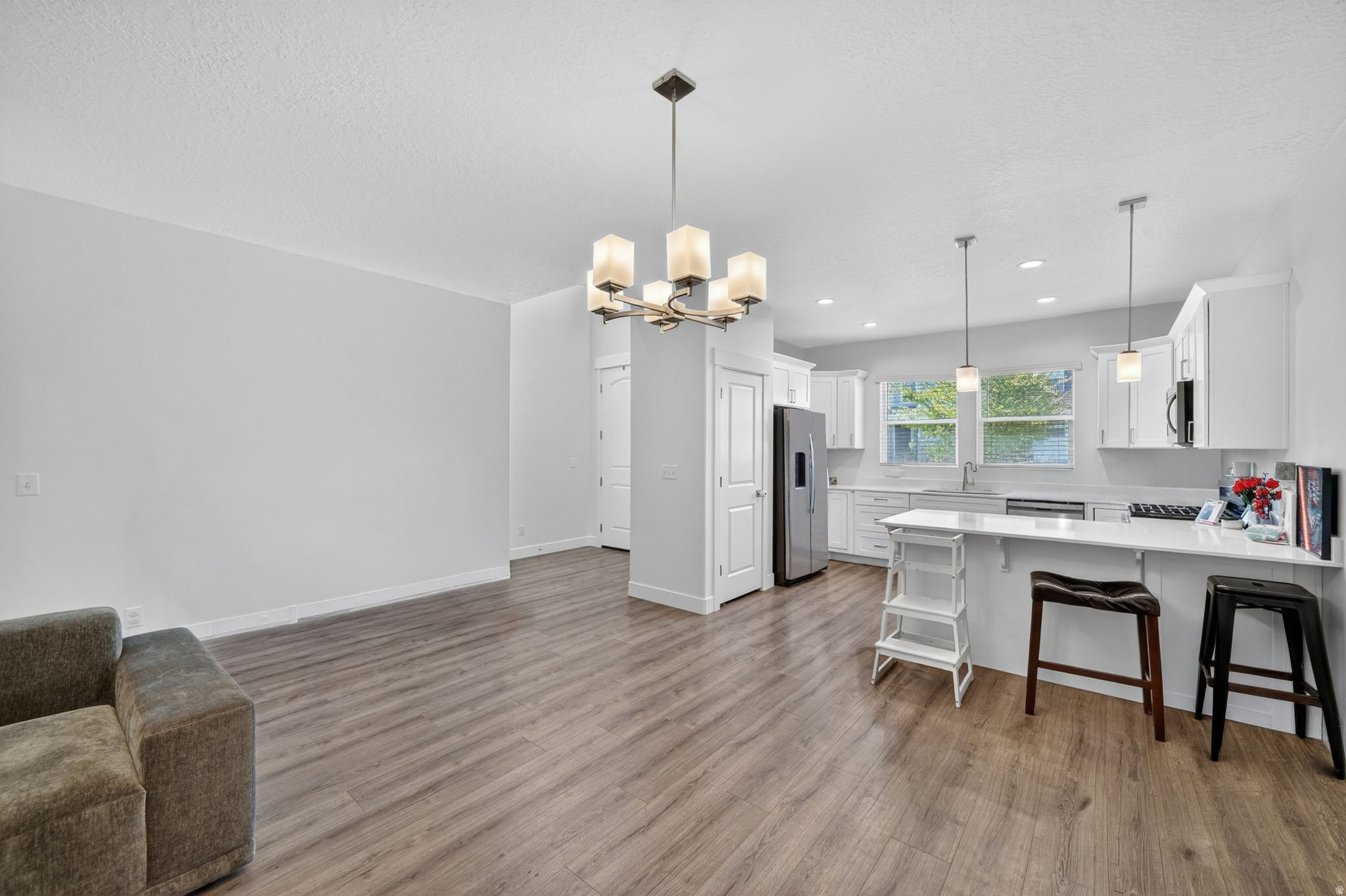 MOUNTAIN RIDGE - Residential