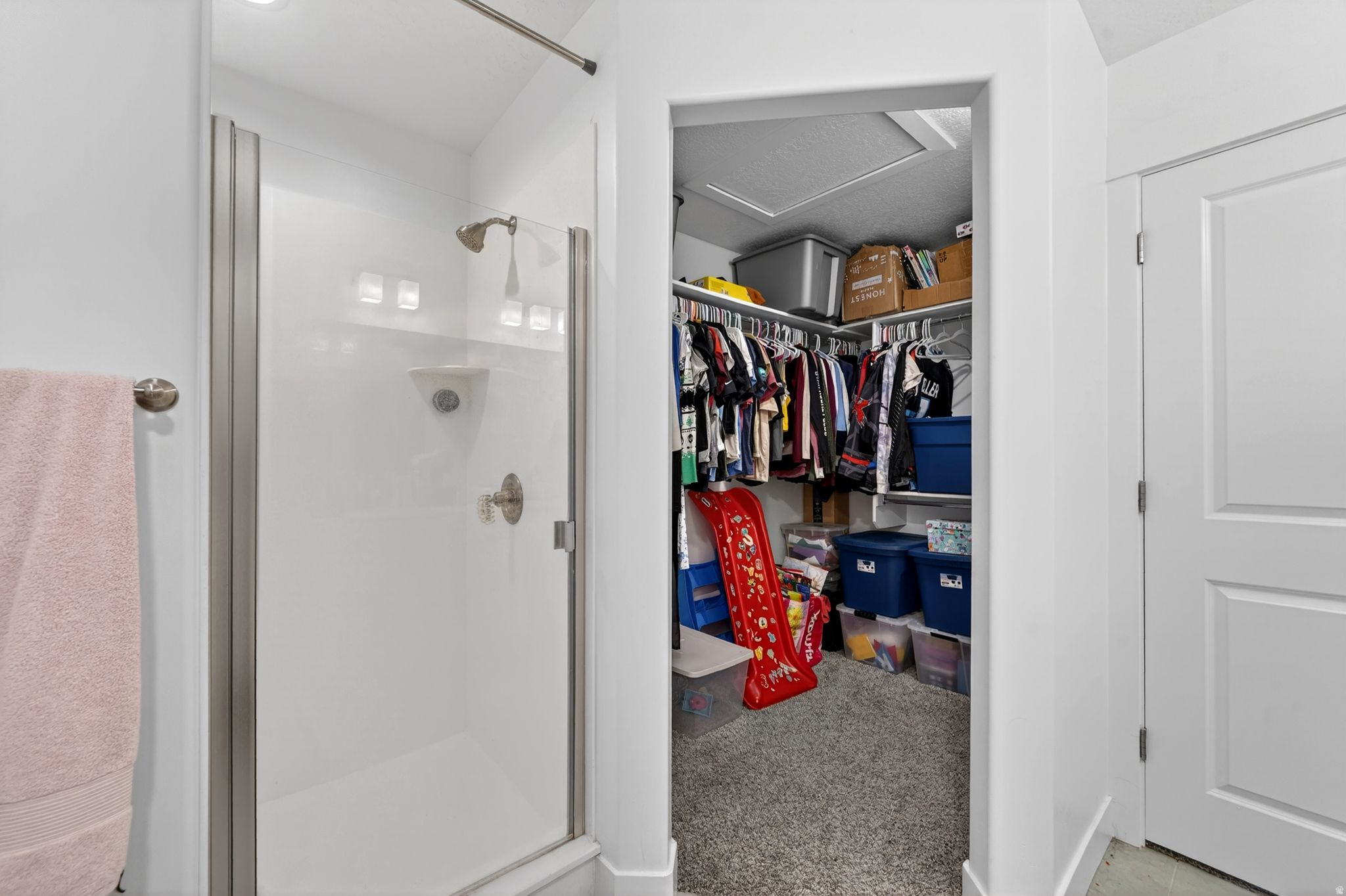 MOUNTAIN RIDGE - Residential