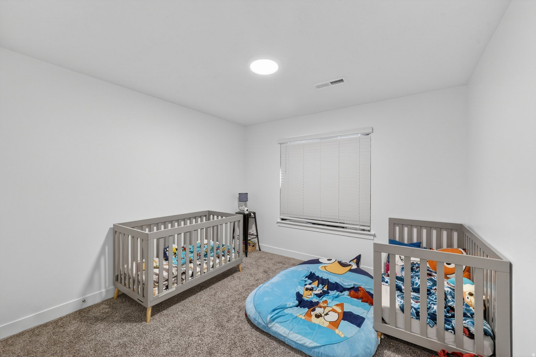 MOUNTAIN RIDGE - Residential