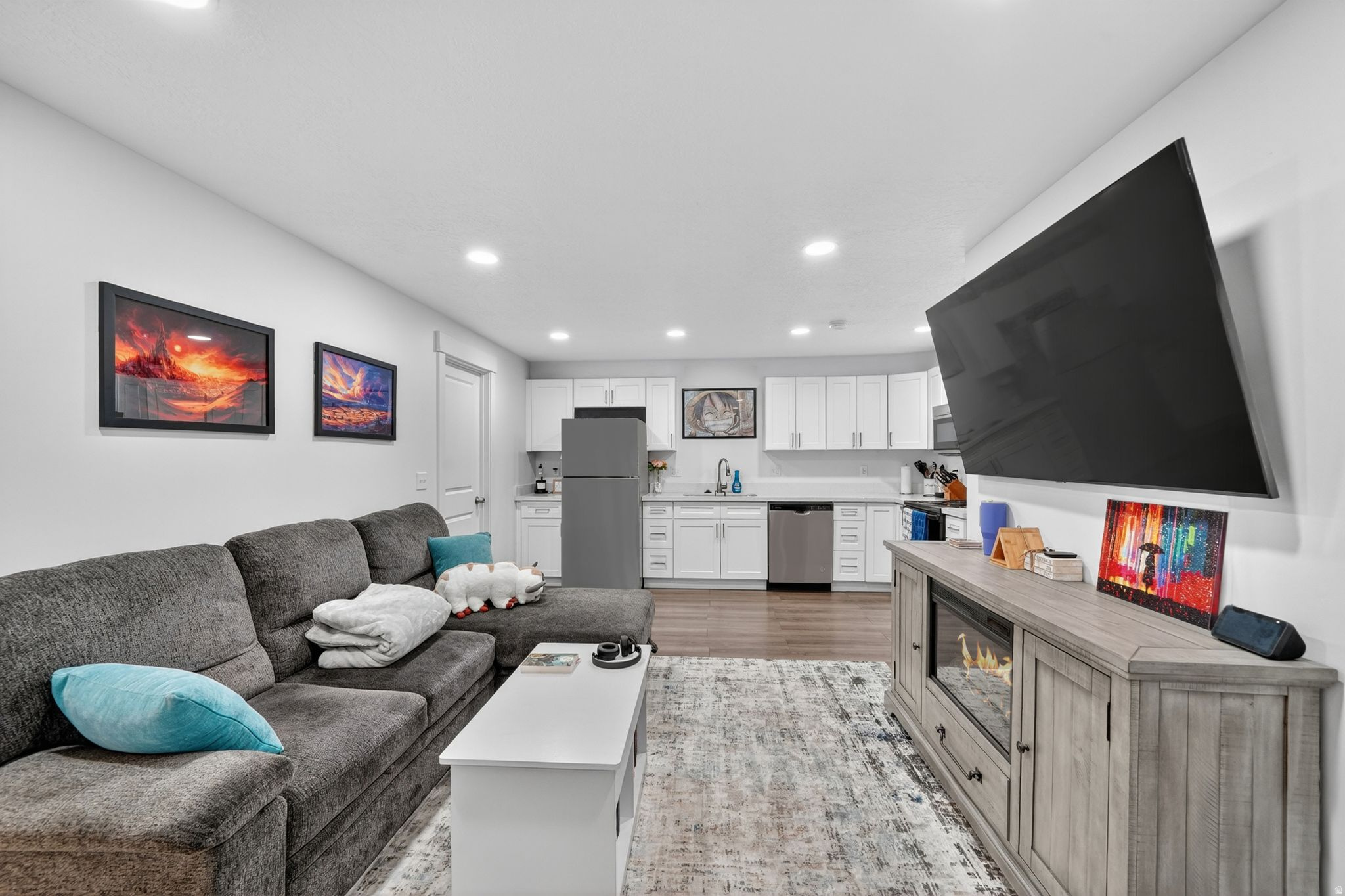 MOUNTAIN RIDGE - Residential