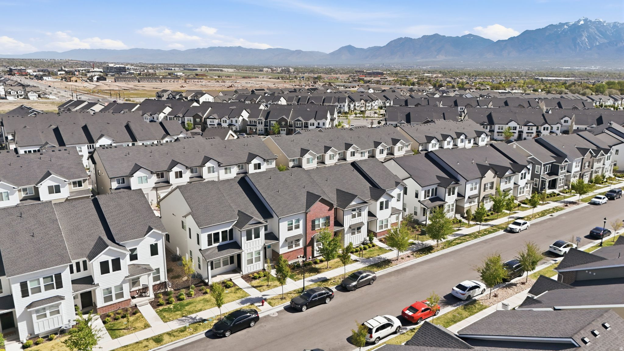 MOUNTAIN RIDGE - Residential