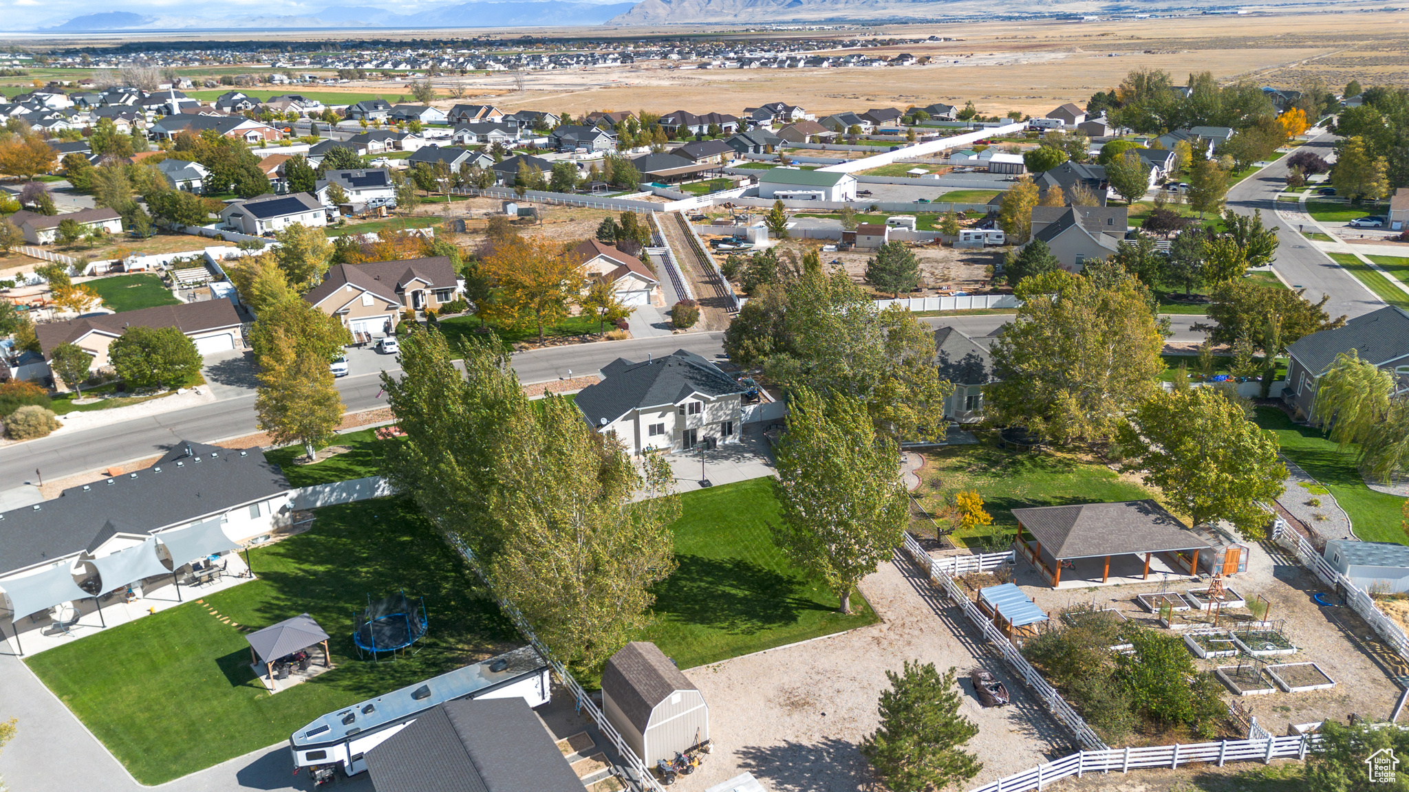 SOUTH WILLOW ESTATES - Residential