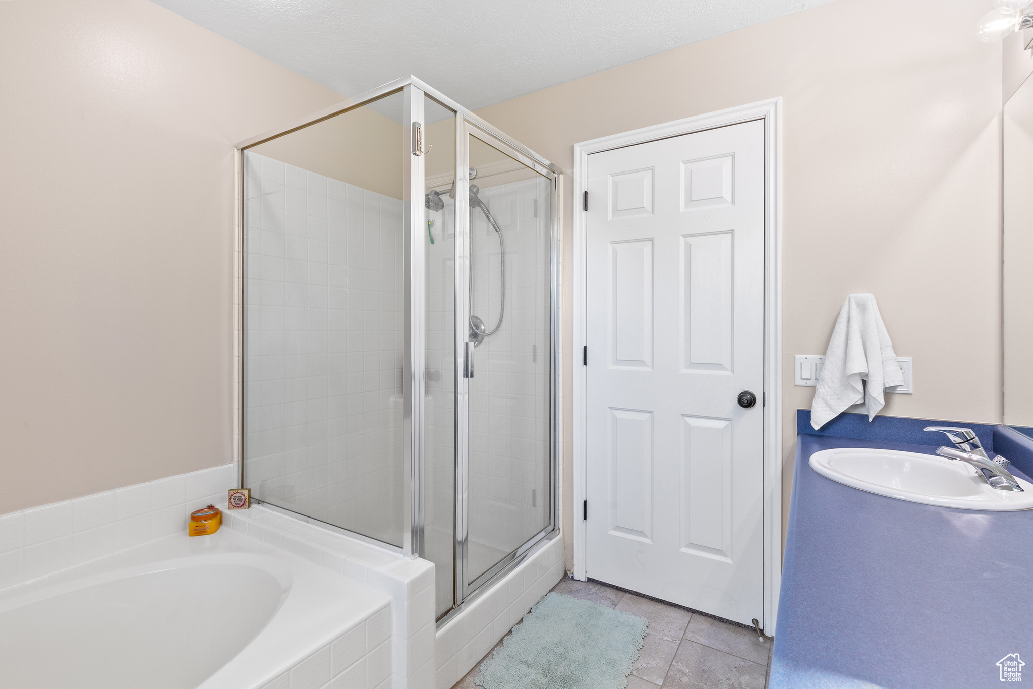 SOUTH WILLOW ESTATES - Residential