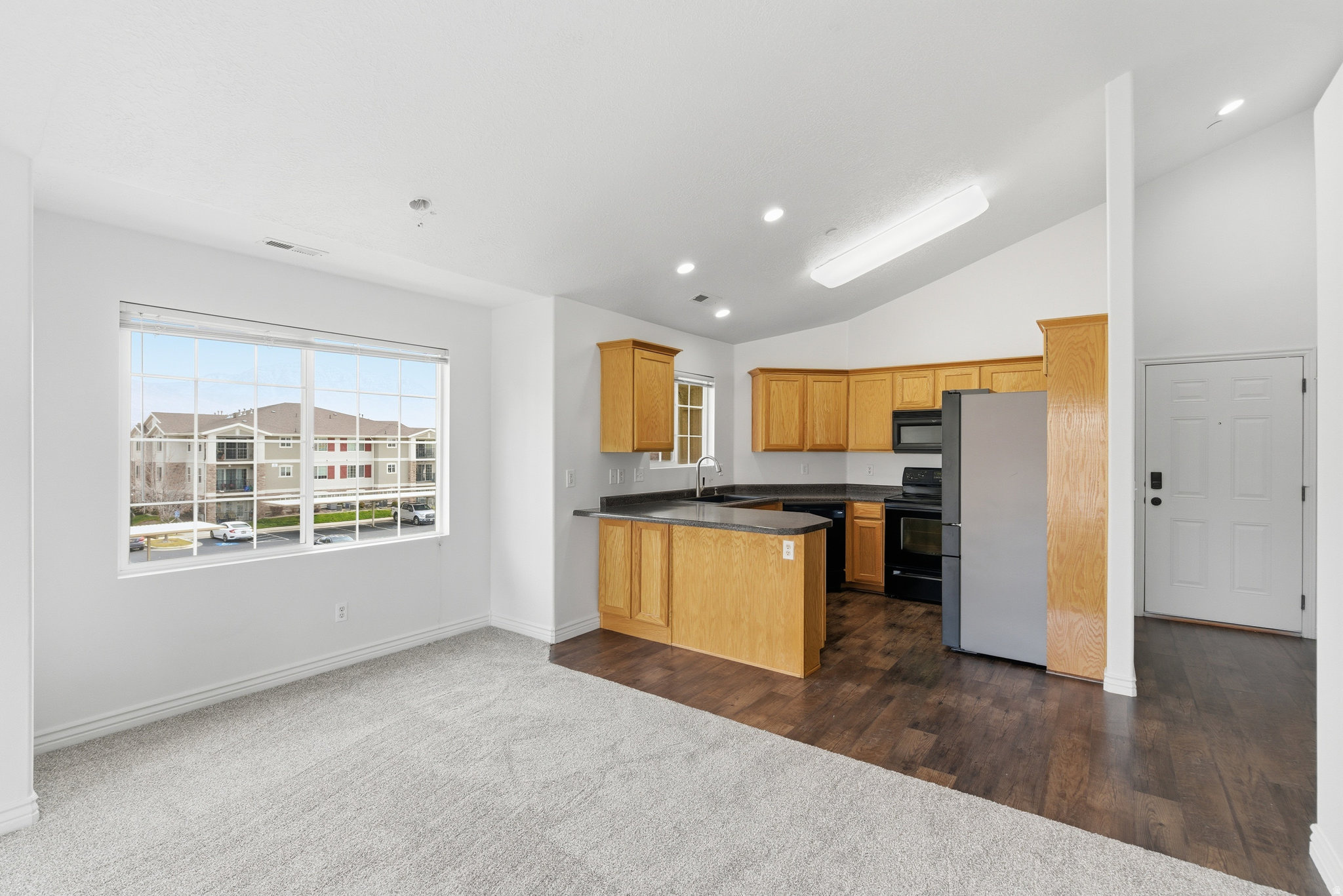 CAMBRIA CONDO - Residential
