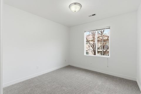 Tiny photo for 1212 W SPENCER RD N #301, Pleasant Grove, UT 84062 (MLS # 2127282)