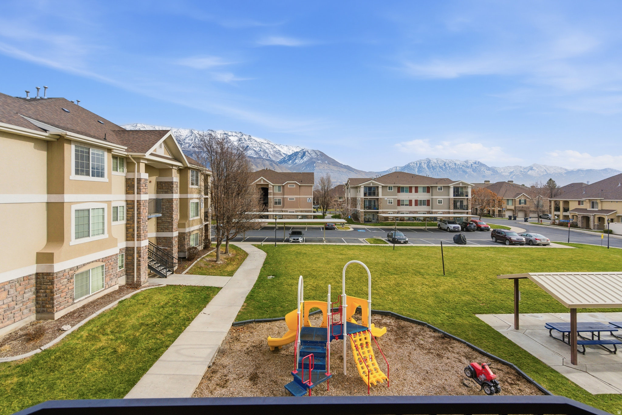 CAMBRIA CONDO - Residential