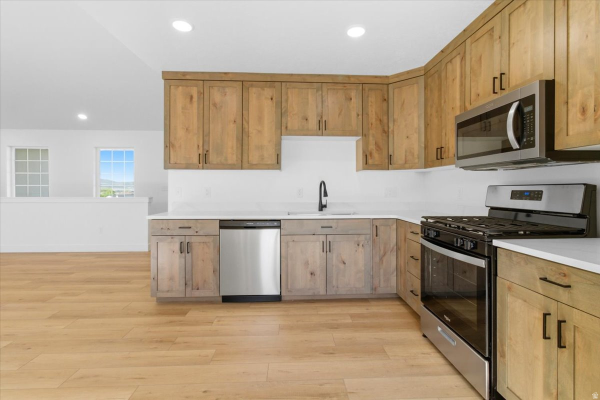 NORTHRIDGE ESTATES SUBD - Residential