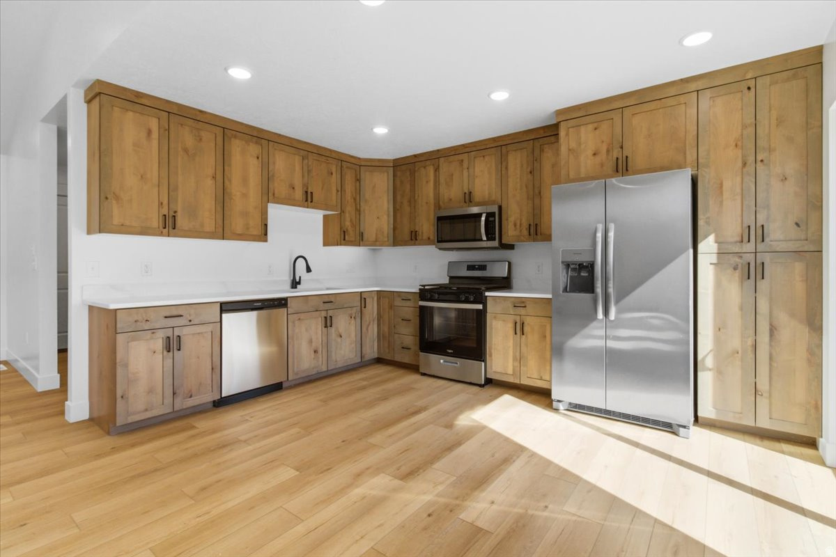 NORTHRIDGE ESTATES SUBD - Residential