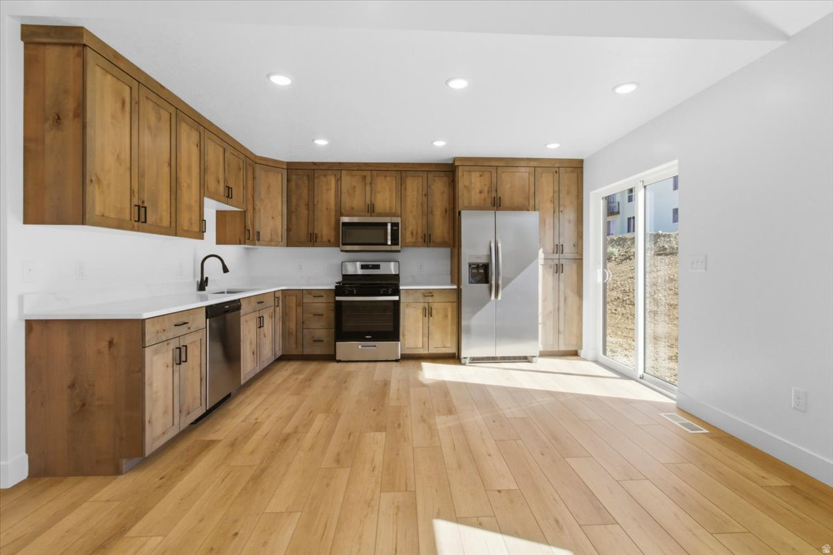 NORTHRIDGE ESTATES SUBD - Residential